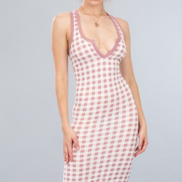 Callie Gingham Style Blush Pink Bodycon Midi Dress - Picture 2 of 6